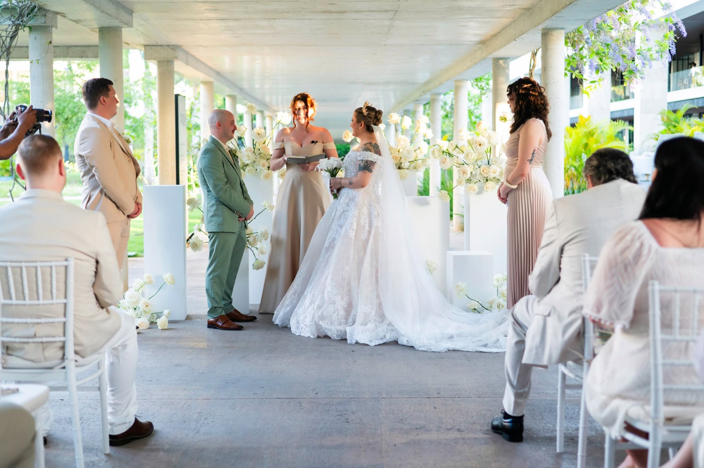 Emily and Chris Live Aqua Pastel Wedding