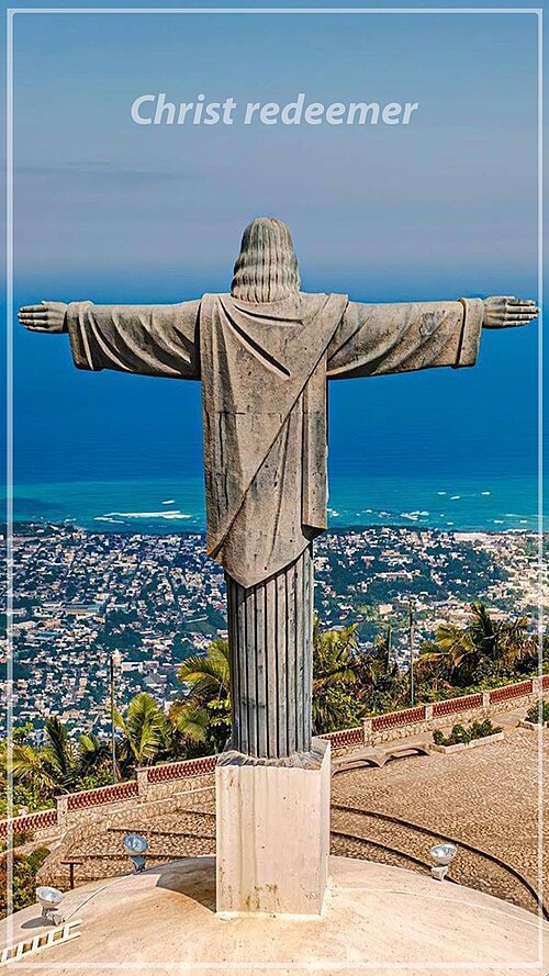 Christ Redeemer in Puerto Plata Mount Isabel de Torres Por Gemerdy - Trabajo propio, CC BY-SA 4.0, https://commons.wikimedia.org/w/index.php?curid=138712808