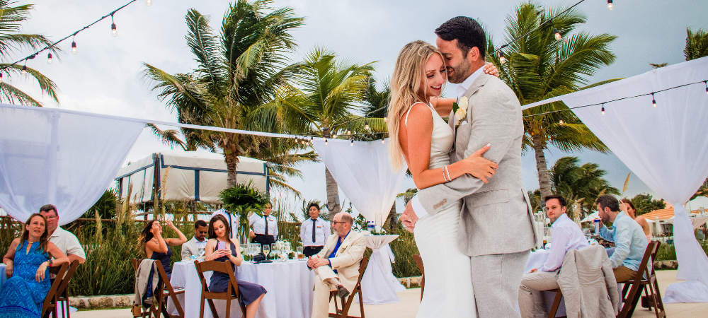 cancun wedding photographer price