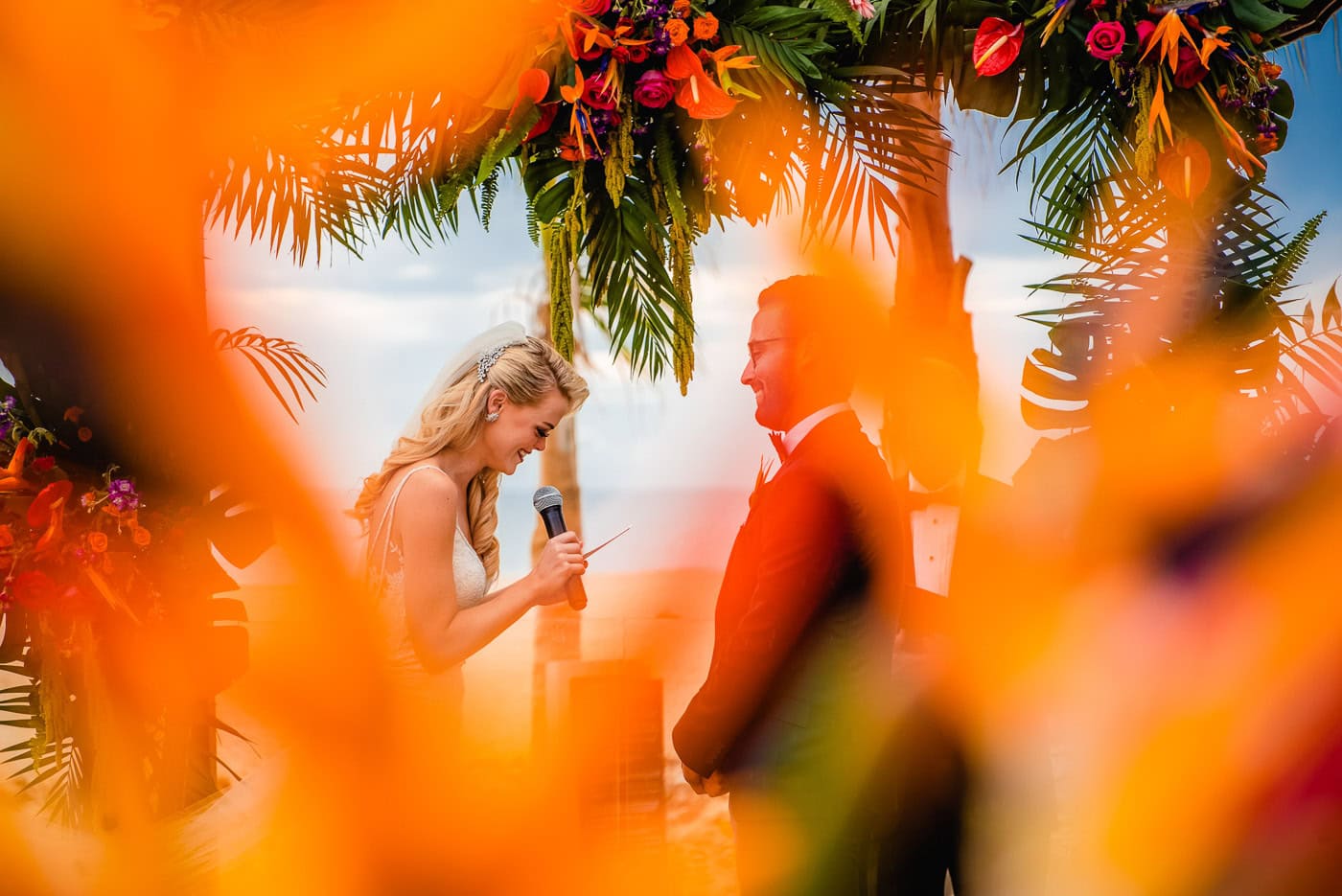 tropical theme wedding